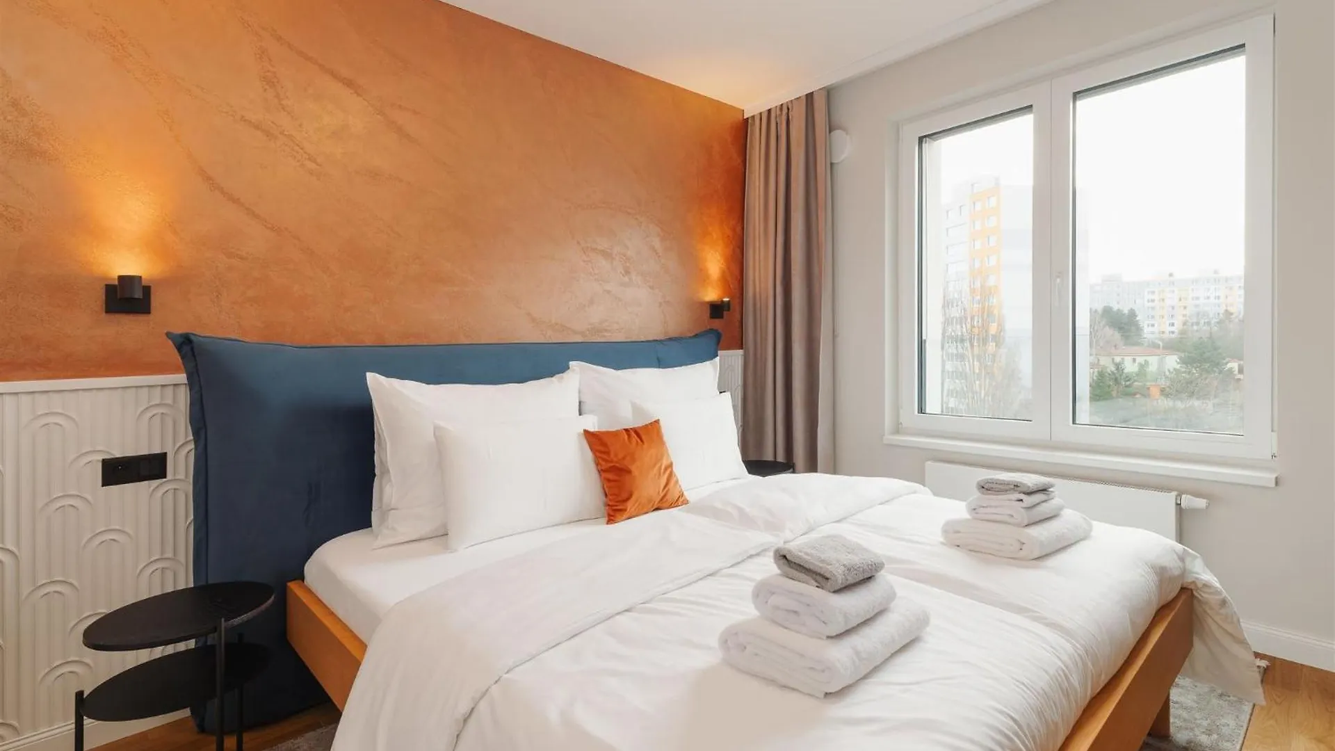 פראג Luxury Sunny Home - Free Garage, Metro, Balcony, Ps5, 2Nd Parking On Request צ'כיה