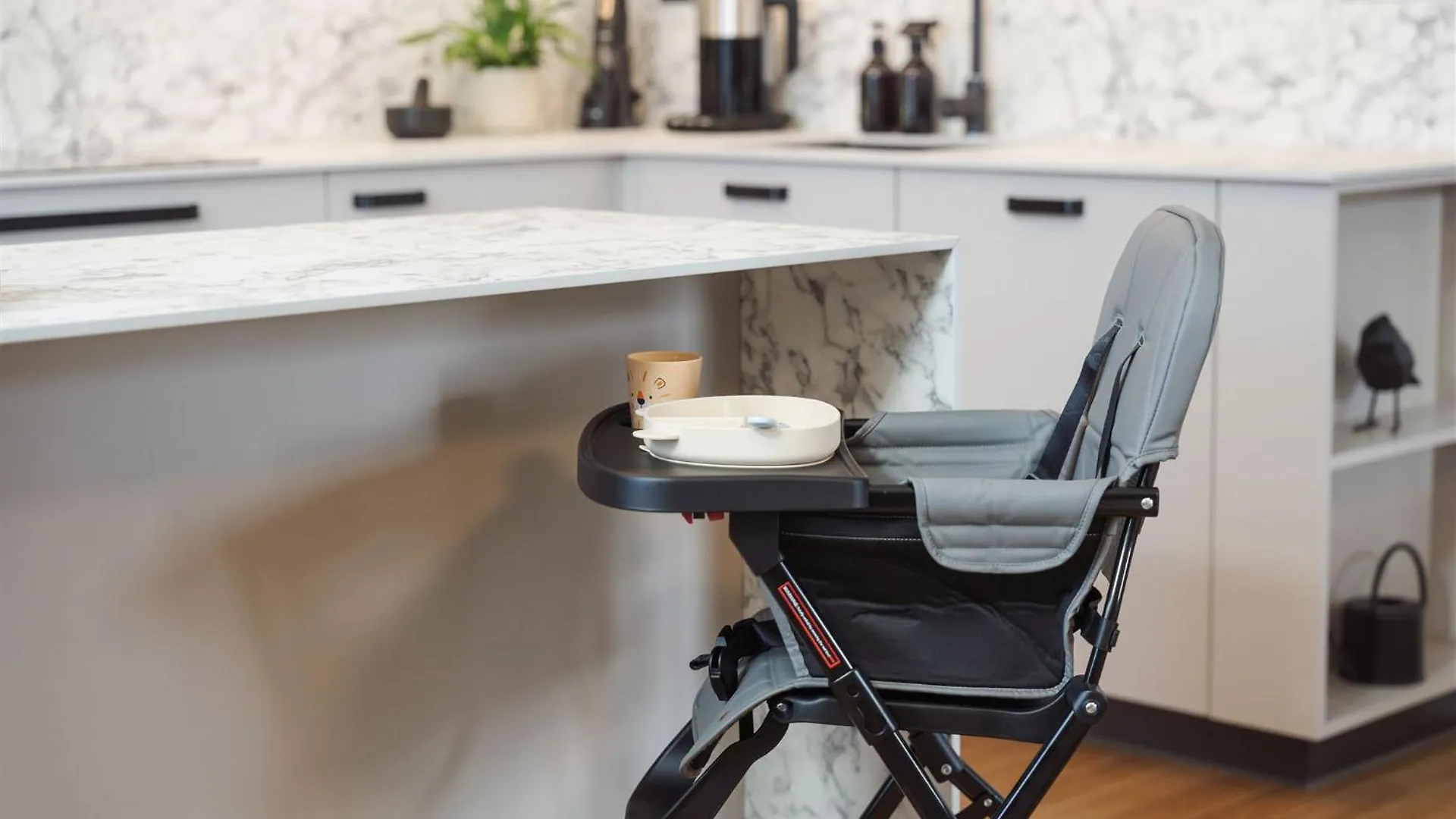 פראג Luxury Sunny Home - Free Garage, Metro, Balcony, Ps5, 2Nd Parking On Request דירה